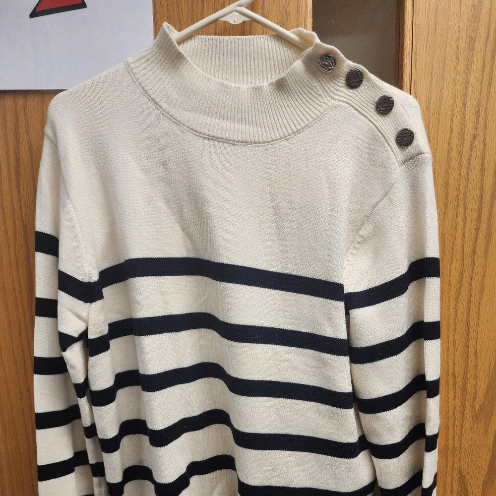 Kirundo mock neck sweater